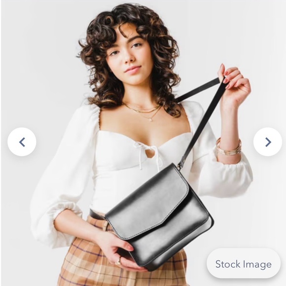 Portland Leather Goods Hawthorne crossbody veg tanned leather like new - Picture 2 of 13